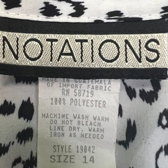 3/$30 ⭐️ Vintage Black White Leopard Print Short Sleeve Button Shirt Notations - Picture 5 of 7